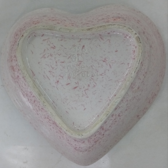 Sale Vintage Stoneware Speckled Blue Pink Heart Shaped Baking Dish Portugal - Picture 3 of 4